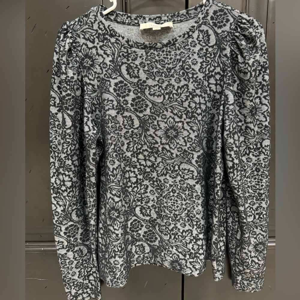 LOFT Women's Scroll Jacquard Damask Sweater Top Blouse Black Gray - Size M